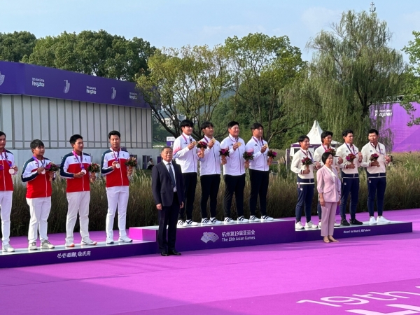 한국남자, AG 단체전 금메달...임성재, 개인전 은메달